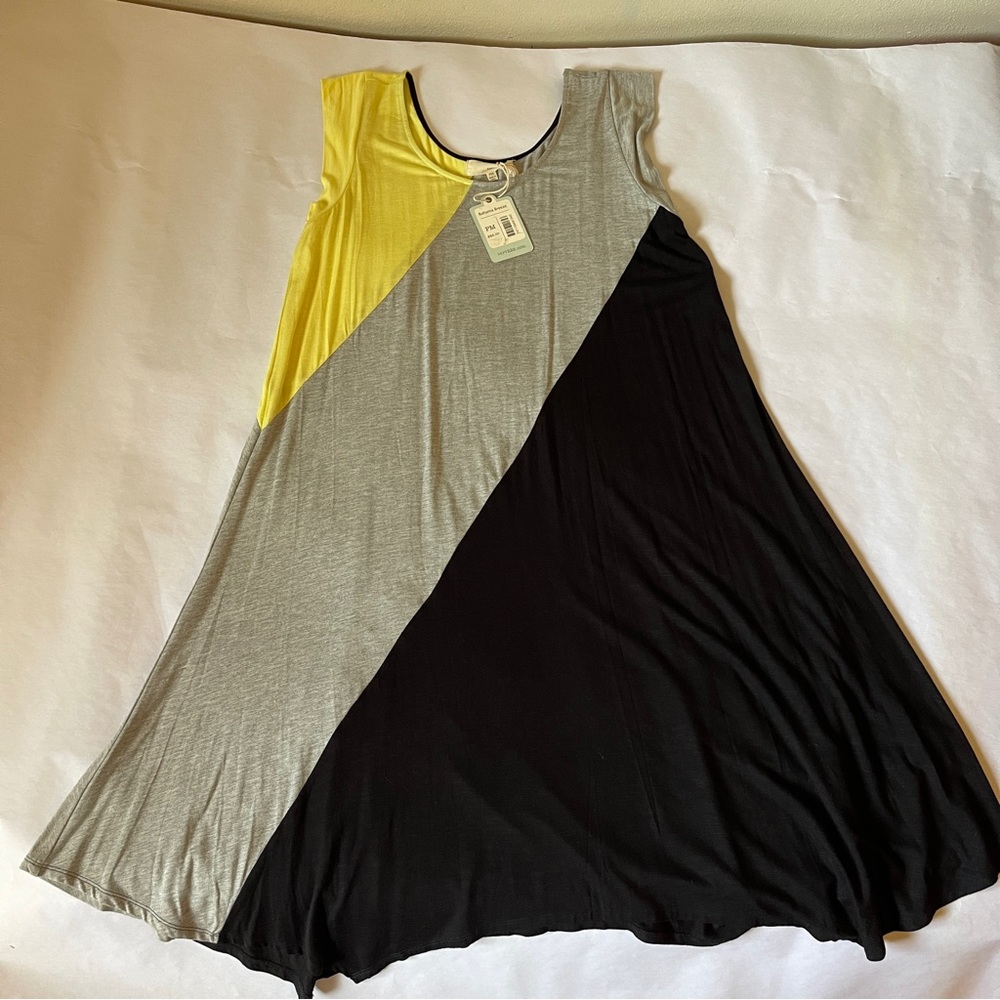 Bahama Breeze Dress Brand New w Tag